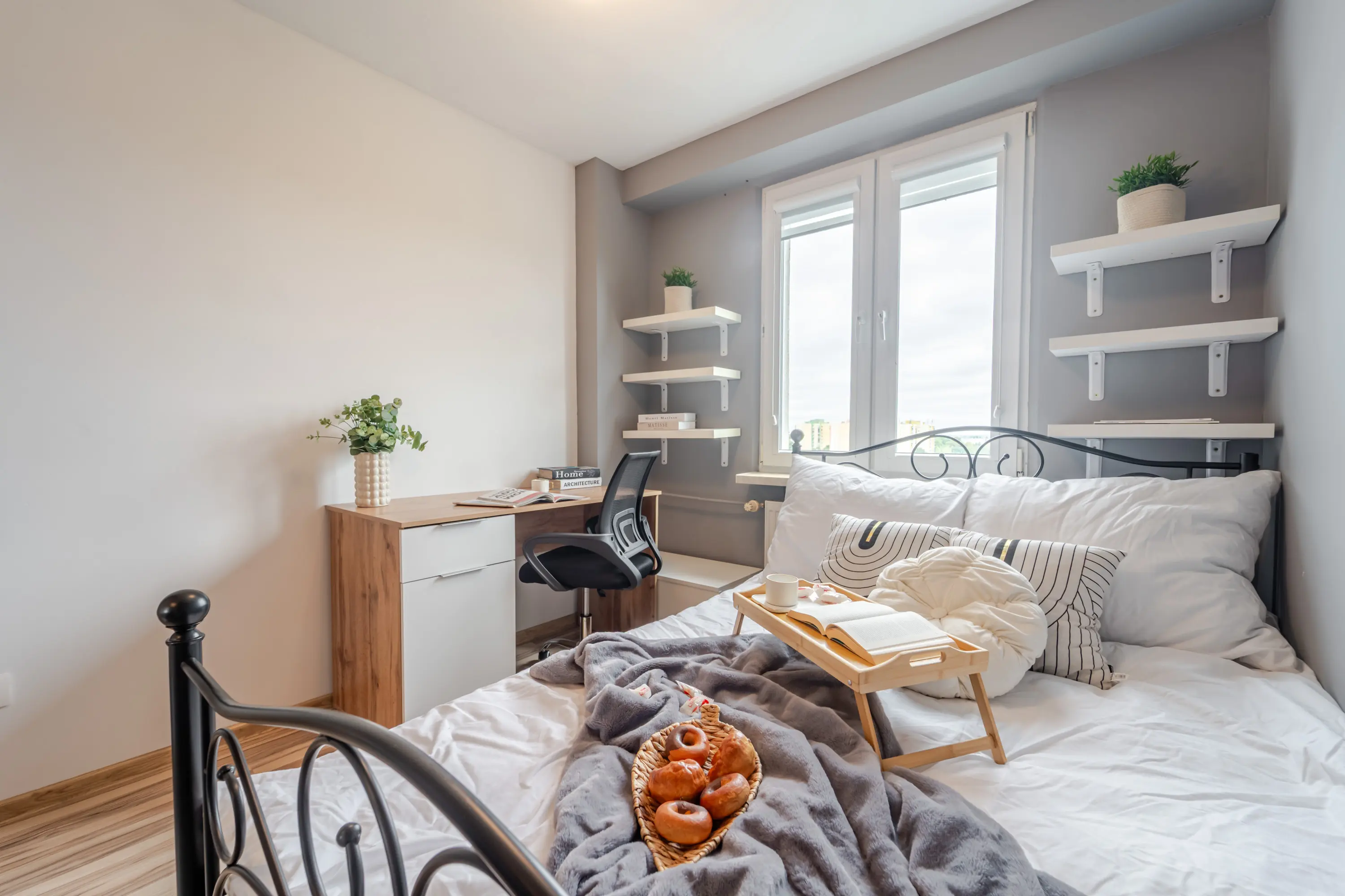 Luksowowa przestronna kawalerka salon połączony z jadalnią